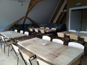 Mehrzweckraum in umgebauten Bauernhaus